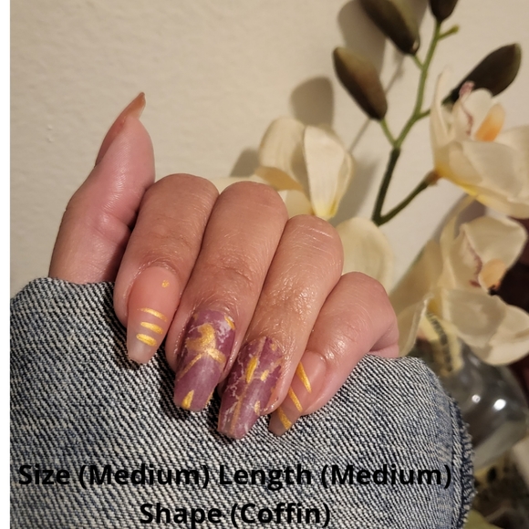 Handmade Luxury Press-On Nails | Sturdy & Reusable | IT'S A VIBE - Picture 3 of 9
